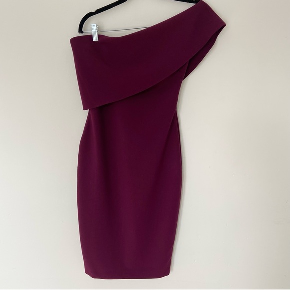 Likely Wilshire One Shoulder Ruffle Dress in Plum sz 4 - Picture 4 of 14